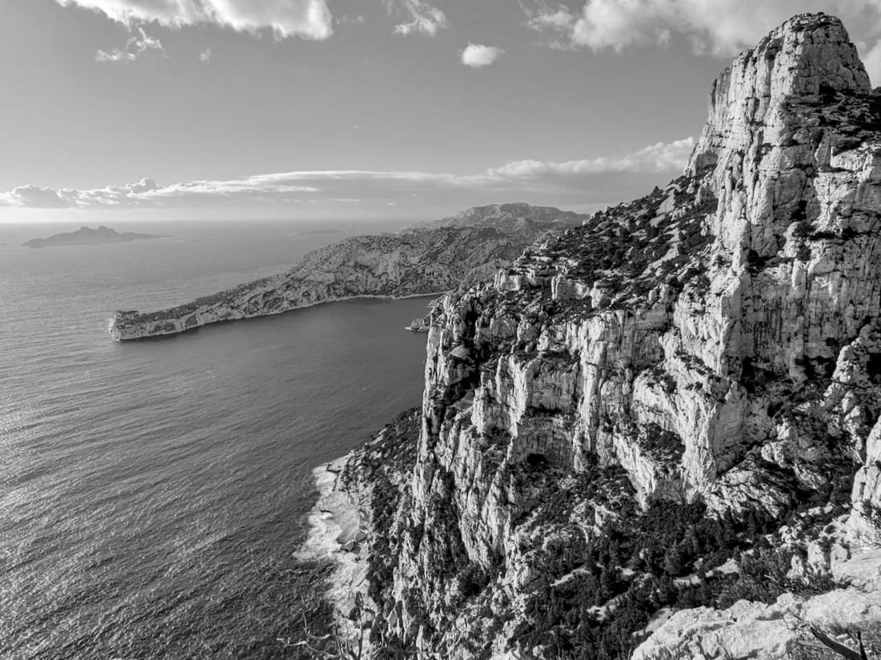 Vue Mer Le Panoramique Vieux-Port De Marseille Exterior photo