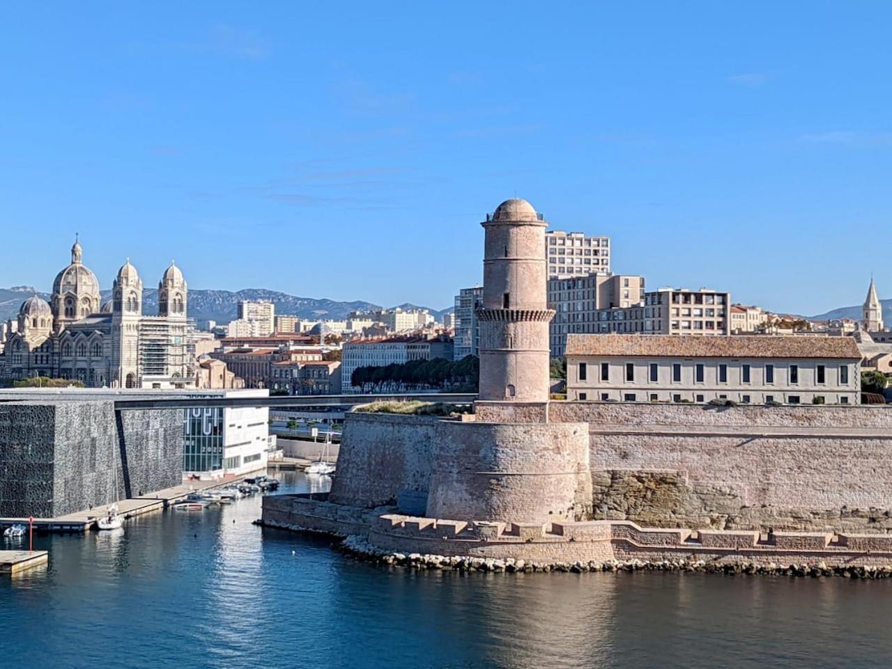 Vue Mer Le Panoramique Vieux-Port De Marseille Exterior photo